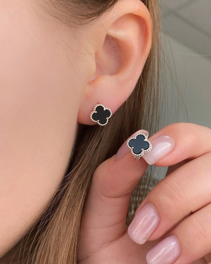 Four Leaf Clover Pendant With Ear Studs (Black) 2Pcs Set
