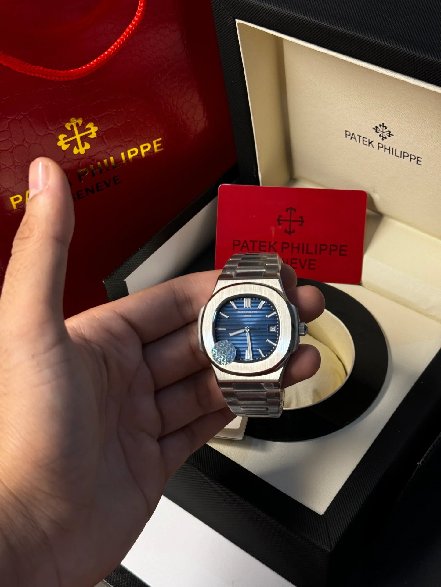 Patek Philippe Geneve Master AAA. Copy
